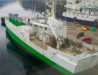 Старому рыболовному траулеру дан шанс на новую