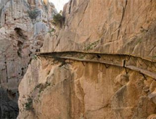 Самая опасная тропа в мире вновь открывается для посещения