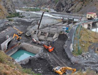 Началась реконструкция головного узла Эзминской ГЭС