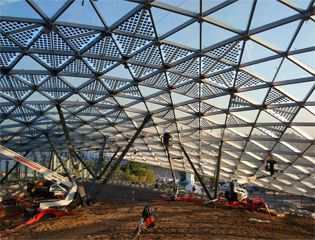 150 солнечных батарей установили на «стеклянной коре» в