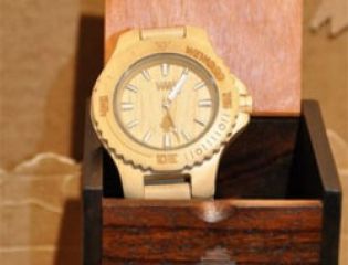 Экологически чистые наручные часы от WEWOOD