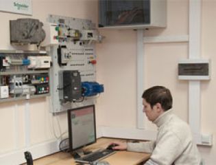 Schneider Electric открывает научно-образовательный центр в одном из крупнейших вузов страны