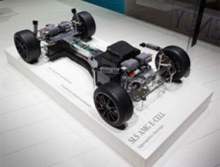 Выпуск электрической версии суперкара Mercedes-Benz SLS AMG начнется в 2013 году