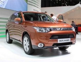 Компания Mitsubishi расширит список доступных электрических автомобилей на российском рынке
