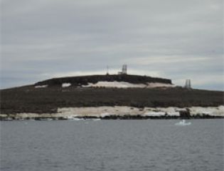 Экспедиция СОПС взяла первые пробы  воды и грунта на острове Рудольфа 