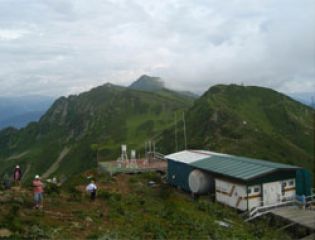 Две метеостанции на солнечных батареях прошли тестовые испытания на Красной Поляне