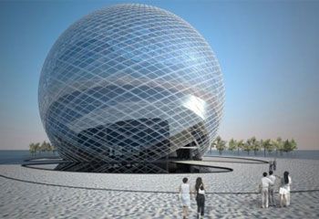 Гигантское здание-сфера из переработанных компакт-дисков в Китае