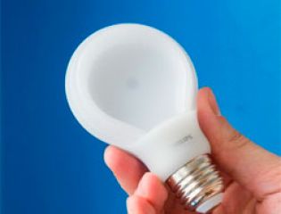 Международный концерн начнет продажу плоских светодиодных ламп