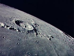 Предложения по аккумулированию электроэнергии на Луне в течение дня