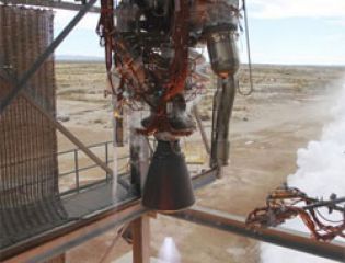 Проведены испытания уникального водородно-кислородного ракетного двигателя