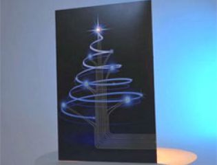 Новогодняя экооткрытка для любителей высоких технологий