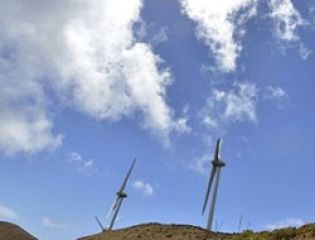 Остров Йерро стал первым полностью