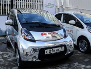 В Сочи открылся автосалон электрических транспортных средств